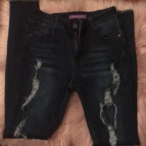 Ripped junior blue jeans size 3